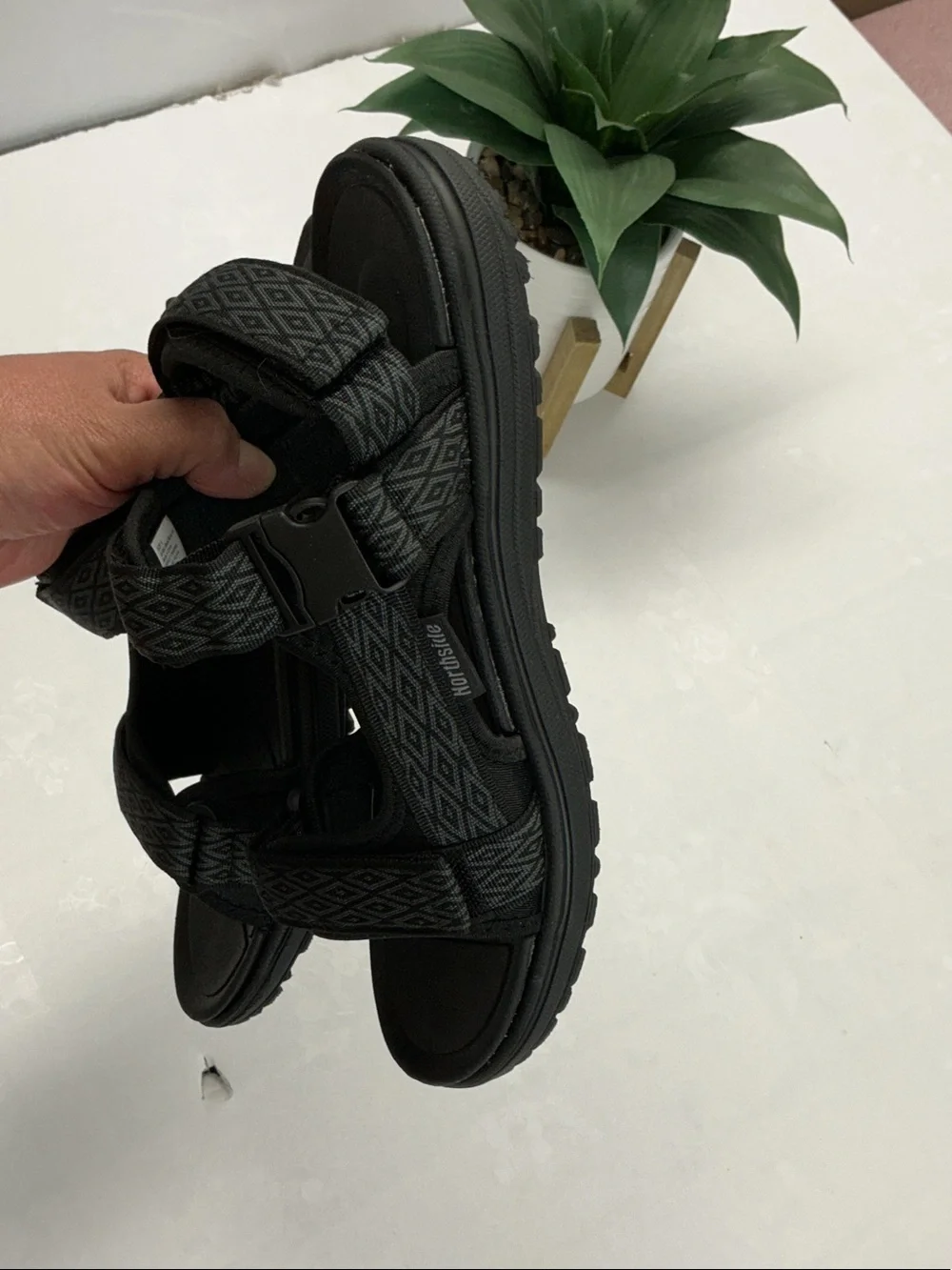 Northside lightweight black